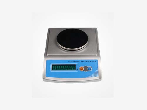 分度值0.01g電子天平（píng）