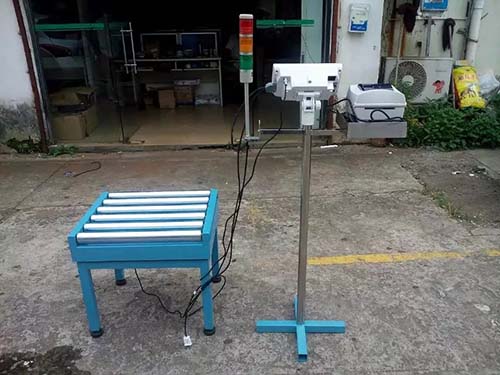 300kg帶打印滾筒電子秤 自動輸送滾輪秤（chèng）