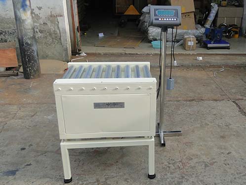 全自動滾筒式電子秤 滾輪（lún）輸送電子稱