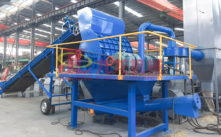 木（mù）材粉碎機
