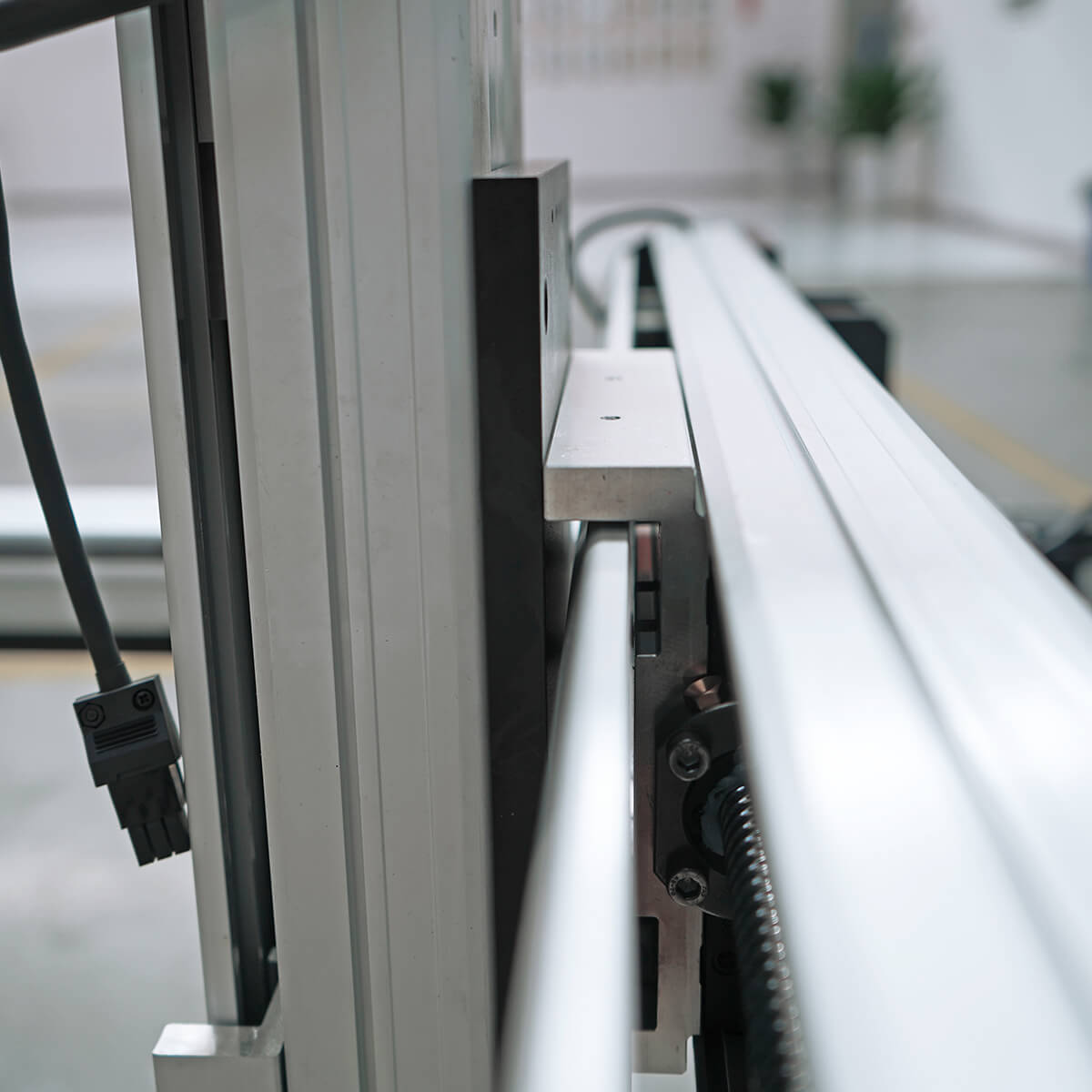 定（dìng）製多軸龍門滑台模組