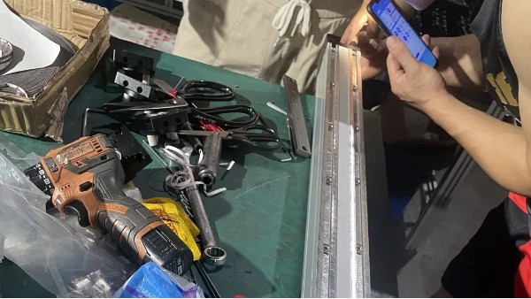 FUYU視界丨淩晨三點的加急訂單，來自.17c嫩嫩草色视频人（rén）的堅守