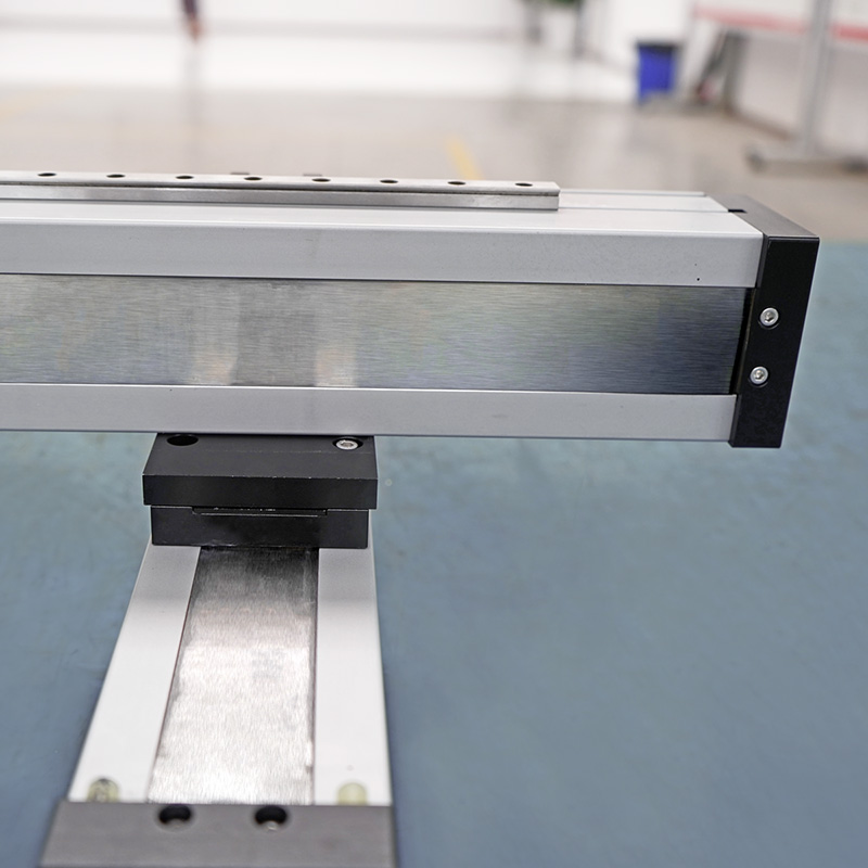 定製龍門（mén）三軸滑台