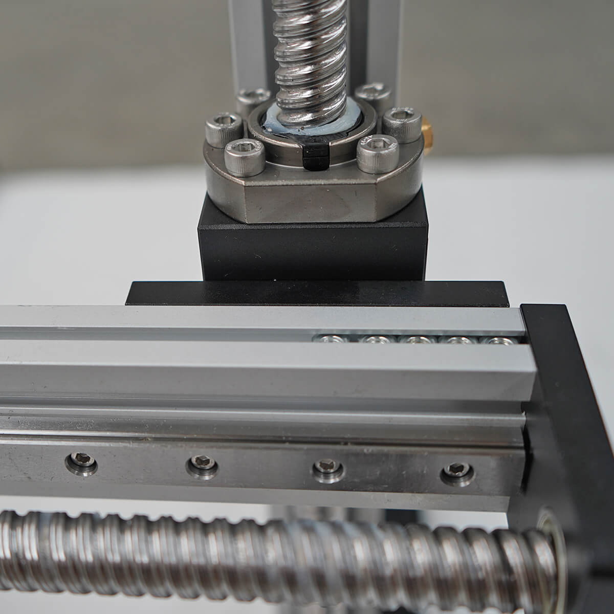 定製三軸龍門滑台