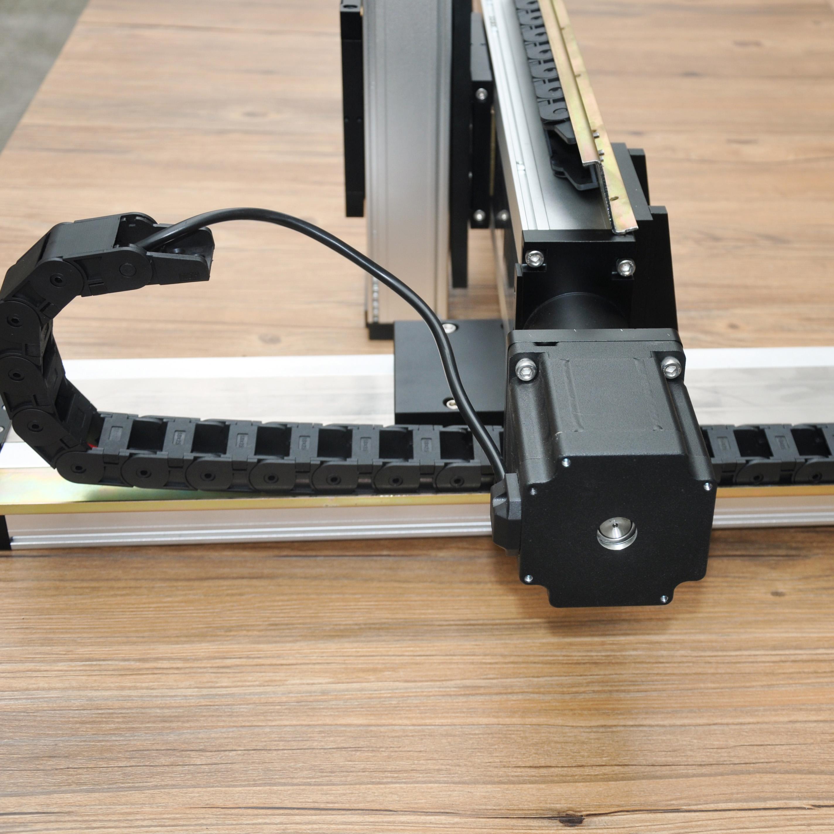 三軸（zhóu）絲杆滑（huá）台